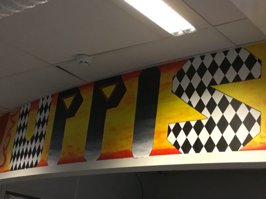 Foto på skylt där det står Uppis